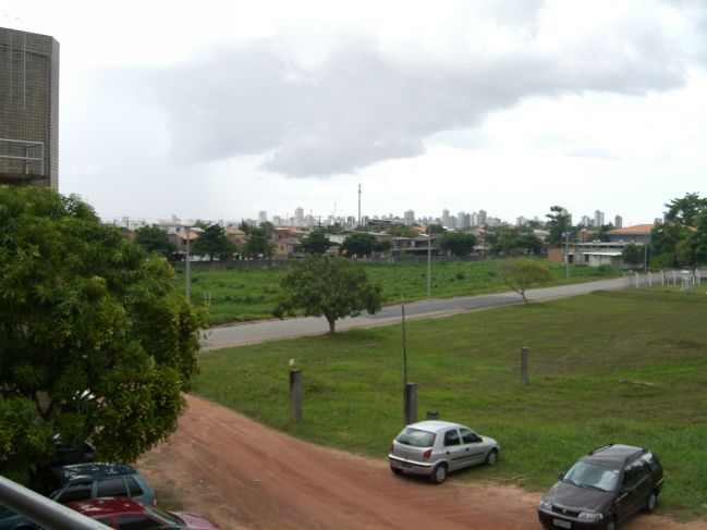  2006:11:08 11:59:46   017 View of Belem from balcony of Pedro's building.jpg